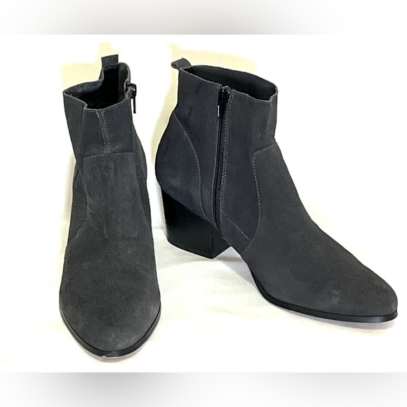 Crown Vintage Saleen Gray Suede Ankle Boots Size 10 - Picture 2 of 10